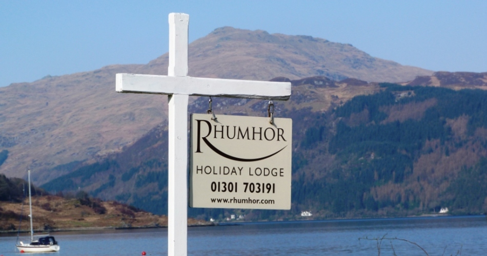 Rhumhor Holiday Lodge – Large Self Catering House on Loch Goil, Scotland: slideshow photograph 4